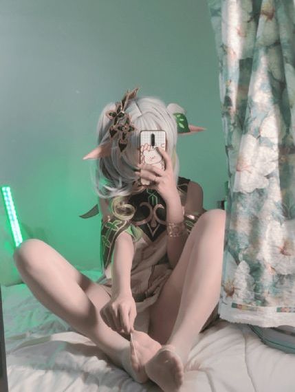 被各种性器调教到哭vk