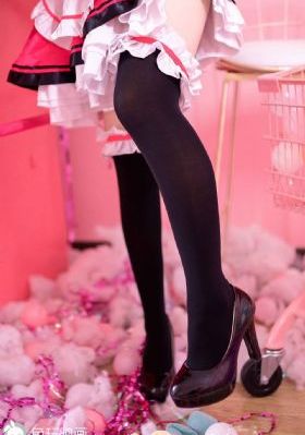 美丽的小蜜桃在线观看